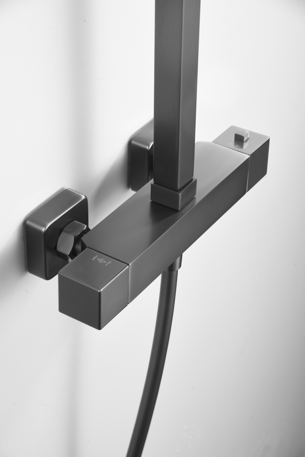 Душевая система термостатическая с верхним душем и лейкой imex vigo btv013/bgm black gun metal pvd