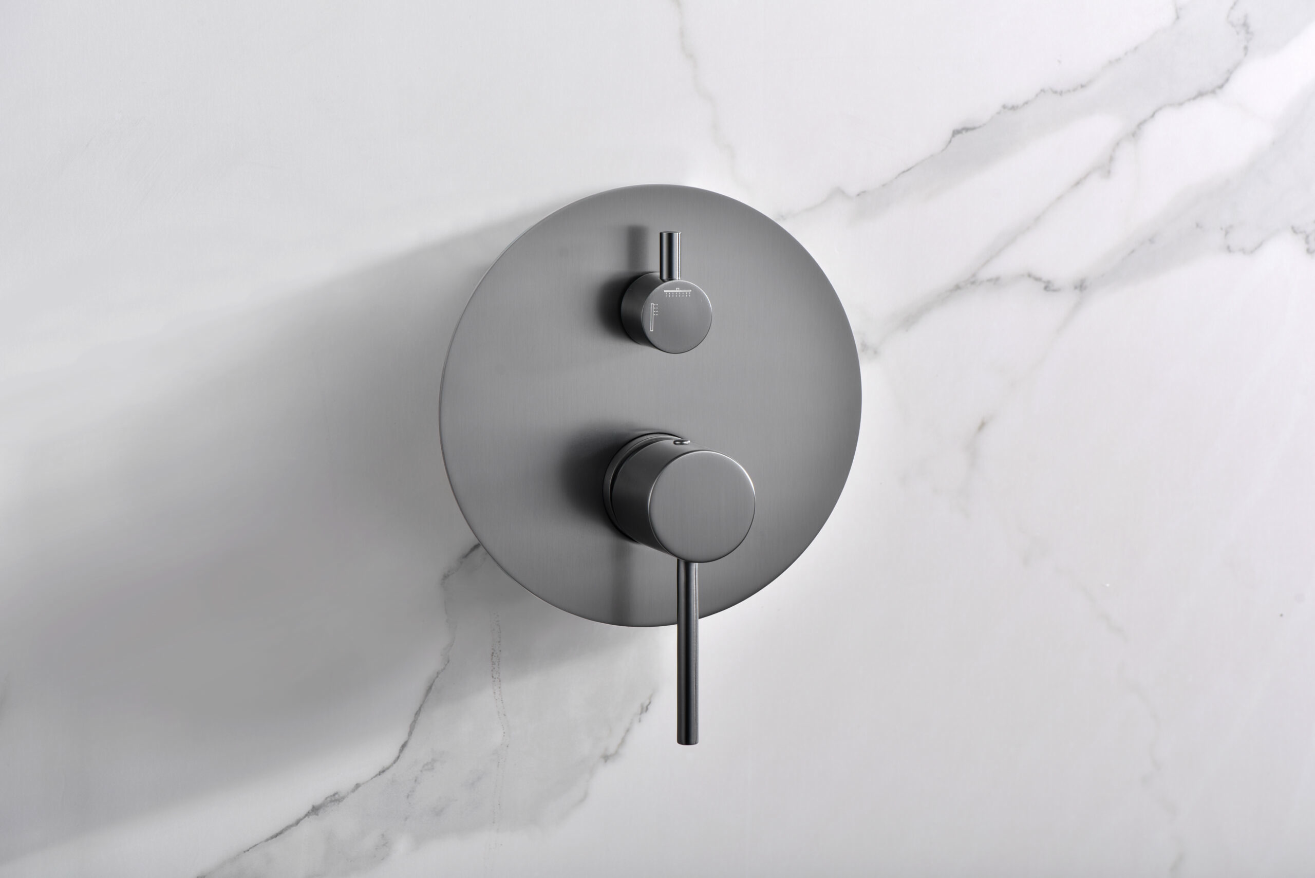 Смеситель для душа скрытого монтажа готовый комплект верхний душ ø25cм imex monza gpm039/bgm black gun metal pvd