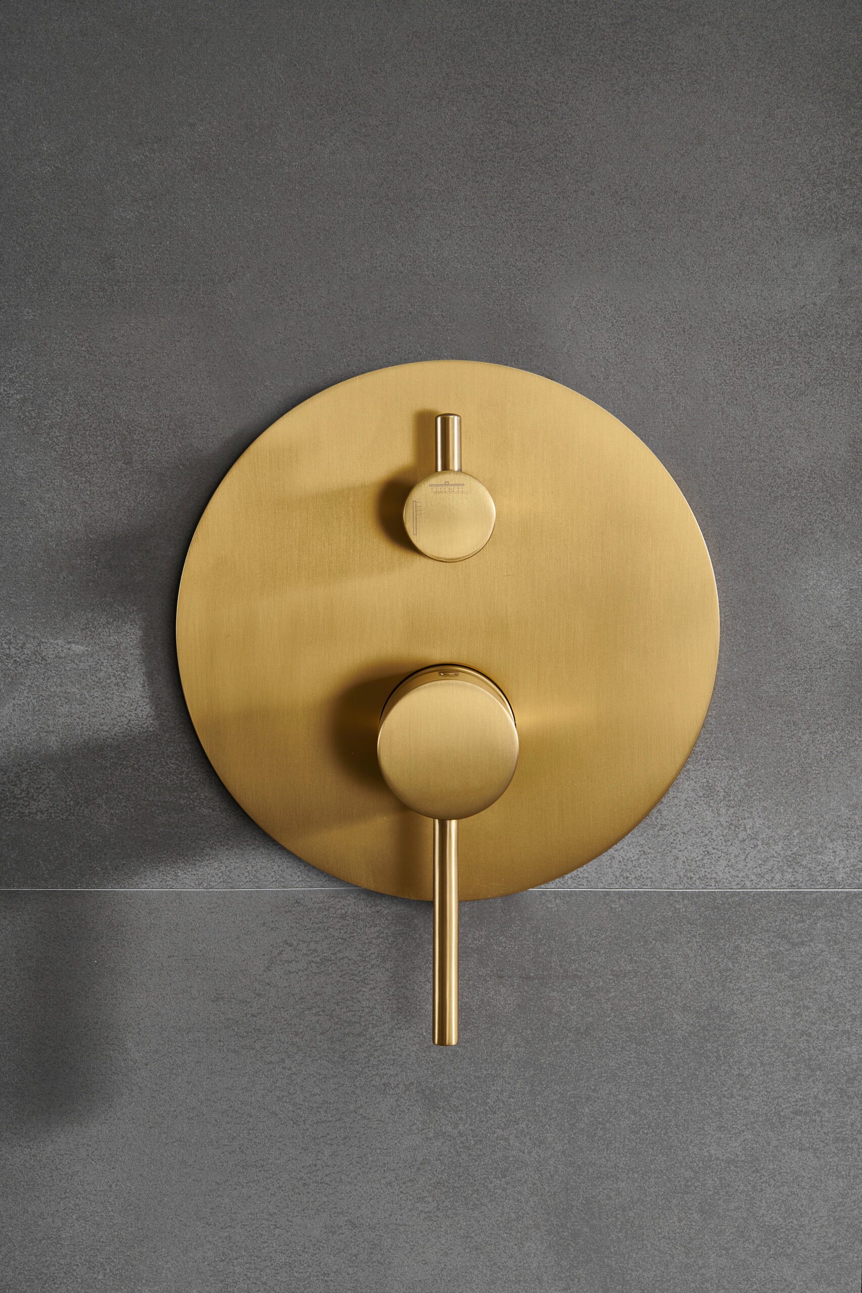 Смеситель для душа скрытого монтажа готовый комплект верхний душ ø25cм imex monza gpm039/oc brushed gold pvd