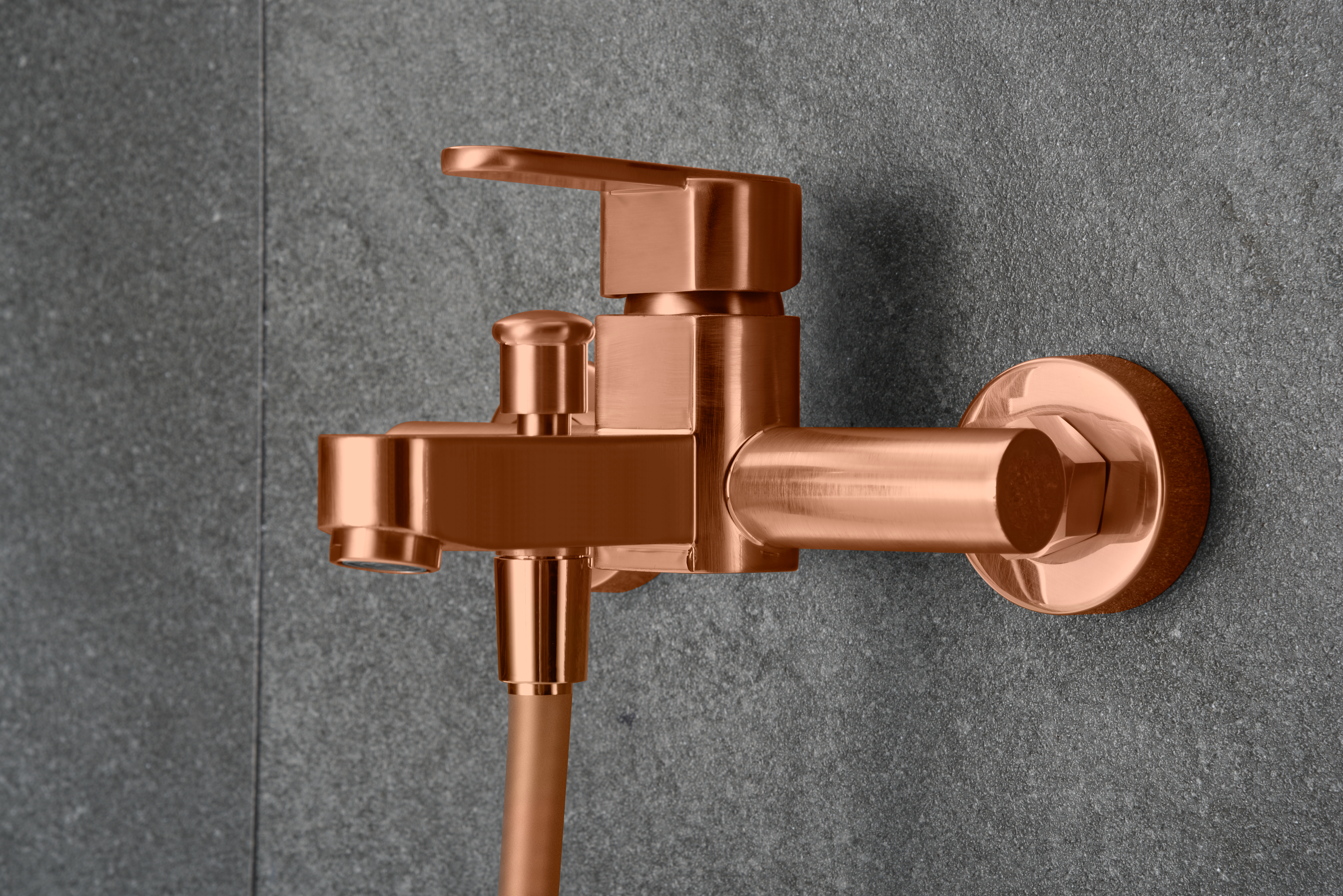 Смеситель для ванны настенный с душевым набором imex roma bdr001-4orc brushed rose gold pvd