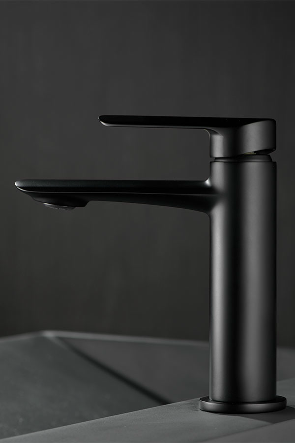 Смеситель для раковины imex ural bdg040-1ng matt black