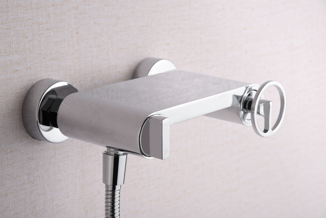 Смеситель для душа настенный с душевым набором imex olimpo bdc033-5 chrome