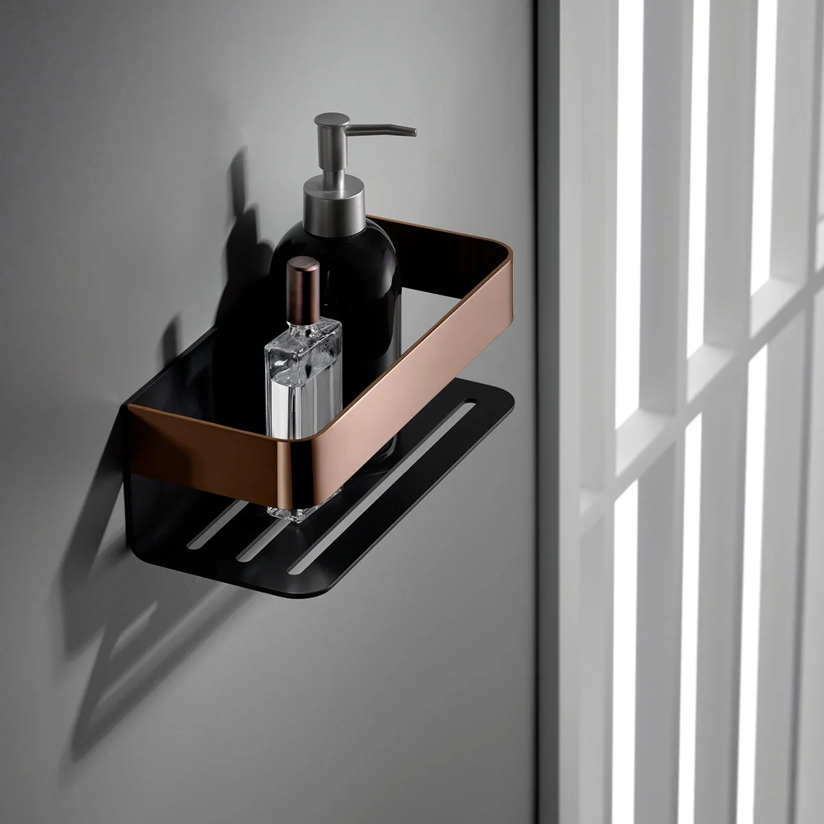 Полочка настенная 25см из нерж. стали imex mayura ady007/nor black/rose gold