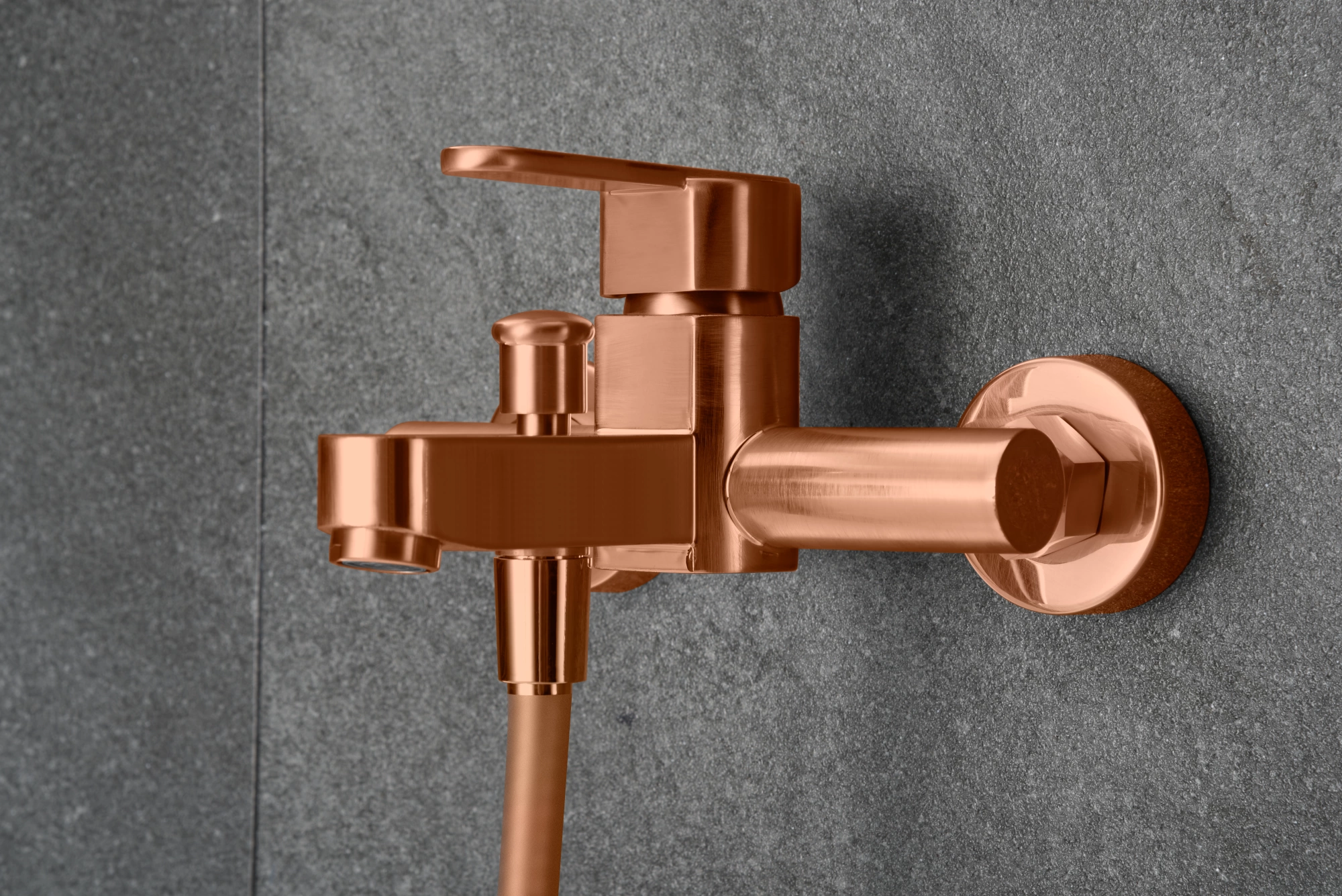 Смеситель для ванны настенный с душевым набором imex roma bdr001-4orc brushed rose gold pvd