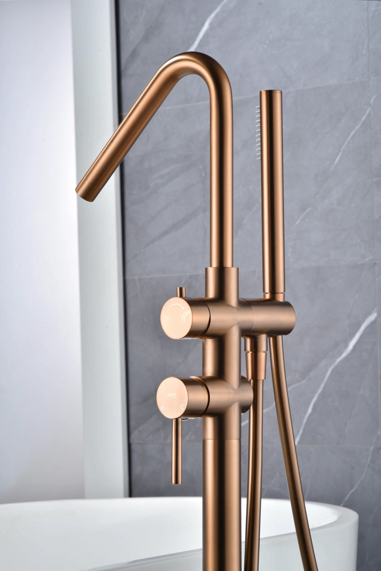 Смеситель для ванны напольный с внутренней частью imex corcega bbeco1/orc brushed rose gold pvd